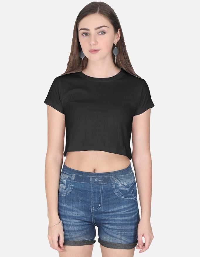 Women's black cropped T-shirt with short sleeves, trendy look